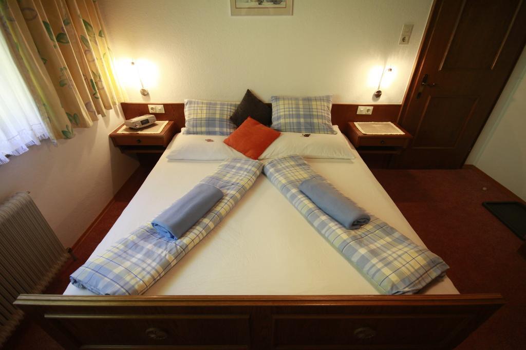 Privatzimmer Kammerlander Neukirchen am Grossvenediger Ruang foto