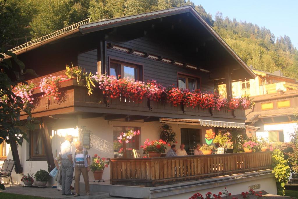 Privatzimmer Kammerlander Neukirchen am Grossvenediger Ruang foto